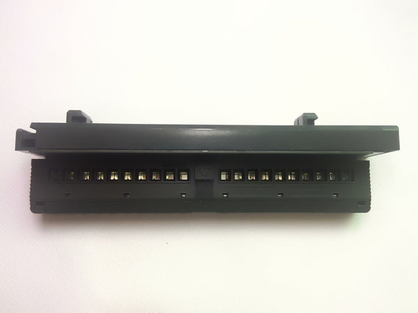 6ES7 392-1AJ00-0AA0 S7-300 FRONT CONNECTOR WITH SCREW CONTACTS,20-PIN 6ES73921AJ000AA0 6ES7392-1AJ00-0AA0 free shipping