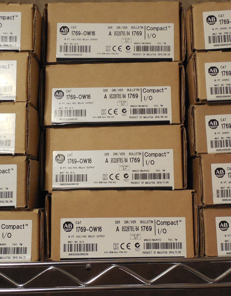 ALLEN BRADLEY MICROLOGIX 1769-OW16 RELAY OUTPUT FACTORY SEALED