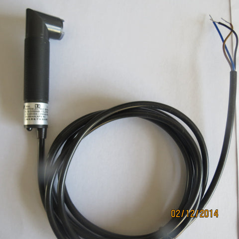 M18 elbow (diffuse reflection, diffuse reflection on the radio, analog) photoelectric sensor switch