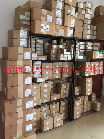 ALLEN BRADLEY 1761-CBL-PM02,NEW AND ORIGINAL,FACTORY SEALED,HAVE IN STOCK