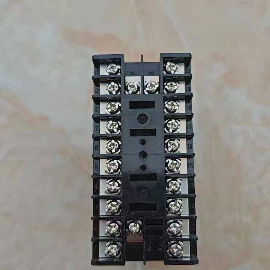 Genuine Omron E5EK-AA2-DRT / E5EK-AA2-500 / E5EK-AA2 / AA202 201 Temperature Controller, 96×48mm, Dual Alarm, PID, In Stock