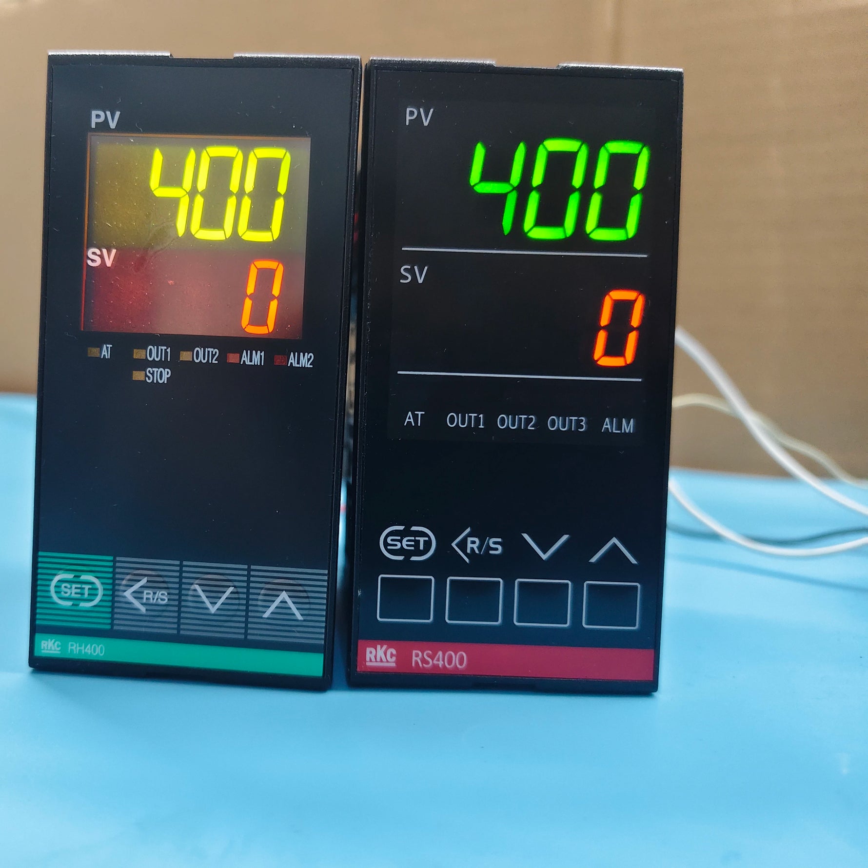 Original RKC RS400 Digital Thermostat (MMM/VMM/VVM/8MM/VNM NNN/N) & RH400 (FK02-M/VAN/A), 48×96mm, PID Auto-Tuning, Universal Input, Relay/SSR/Current Output, 100–240VAC, Industrial Grade