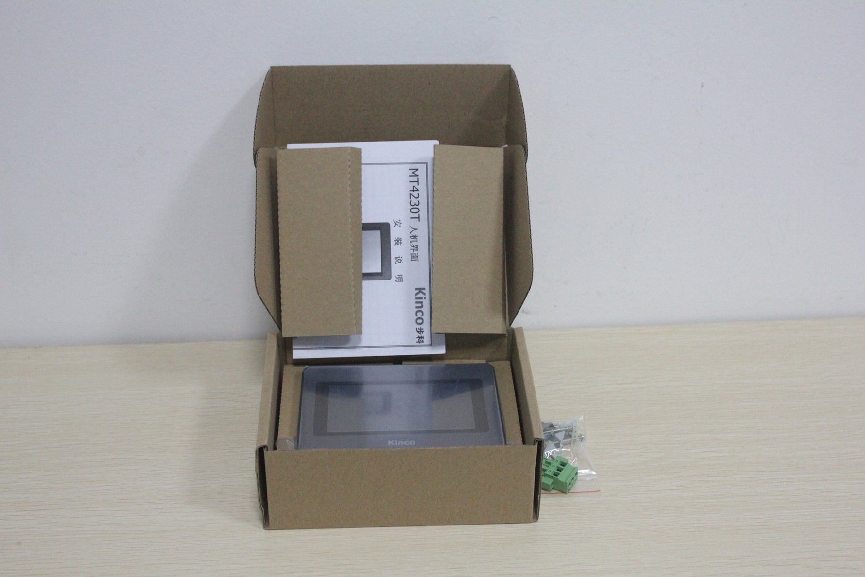 Kinco HMI 4.3 inch MT4230TE touch screen, original stock, 18 months warranty