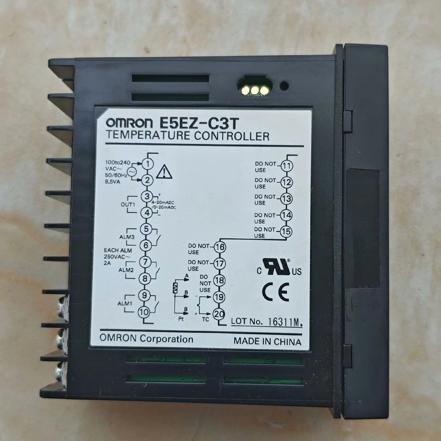 Genuine Omron E5EZ-R3T/R3MT/Q3T/Q3MT & E5EC-RR/QR-2ASM-800 Thermostat, 48×96mm, Spot Stock