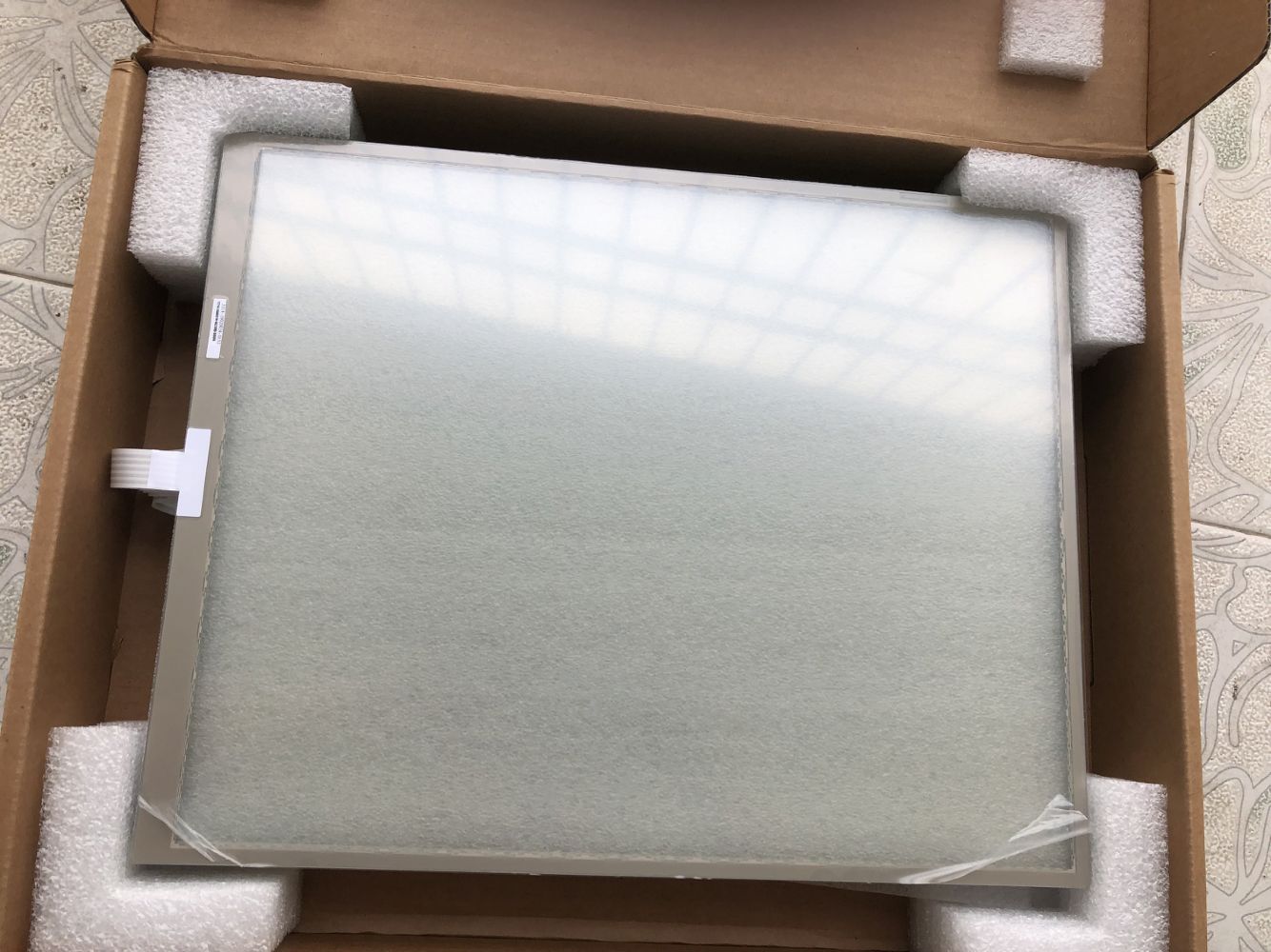 New OKUMA OSP-P20M-R system touchpad, LCD screen, display screen