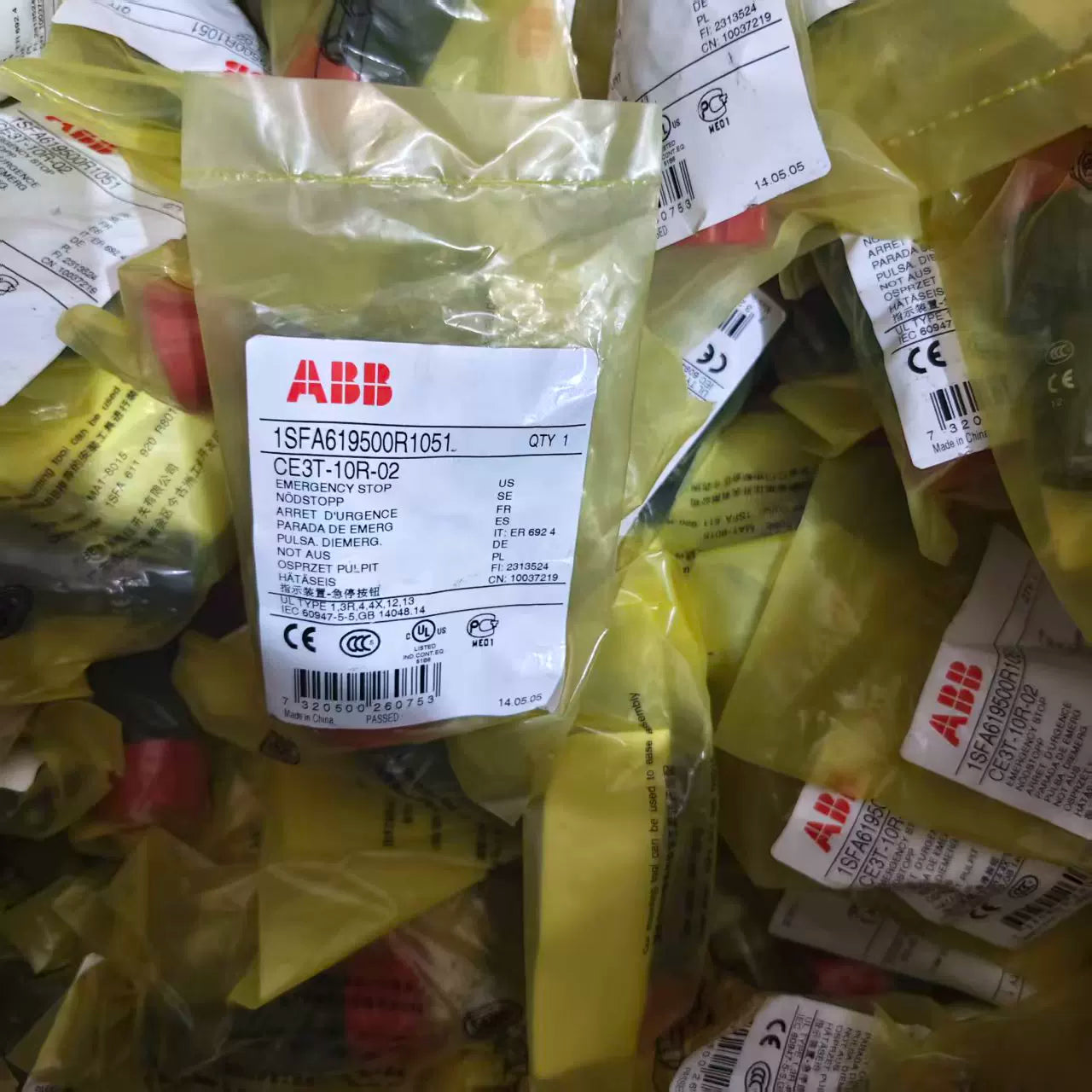 Genuine ABB CE4T CE4P CE3T Mushroom Head Emergency Stop Button (CE4T-10R-01/02, CE4P-10R-01/02), 40mm Red, Twist/Pull Reset, DIN Panel Mount, IP69K, In Stock