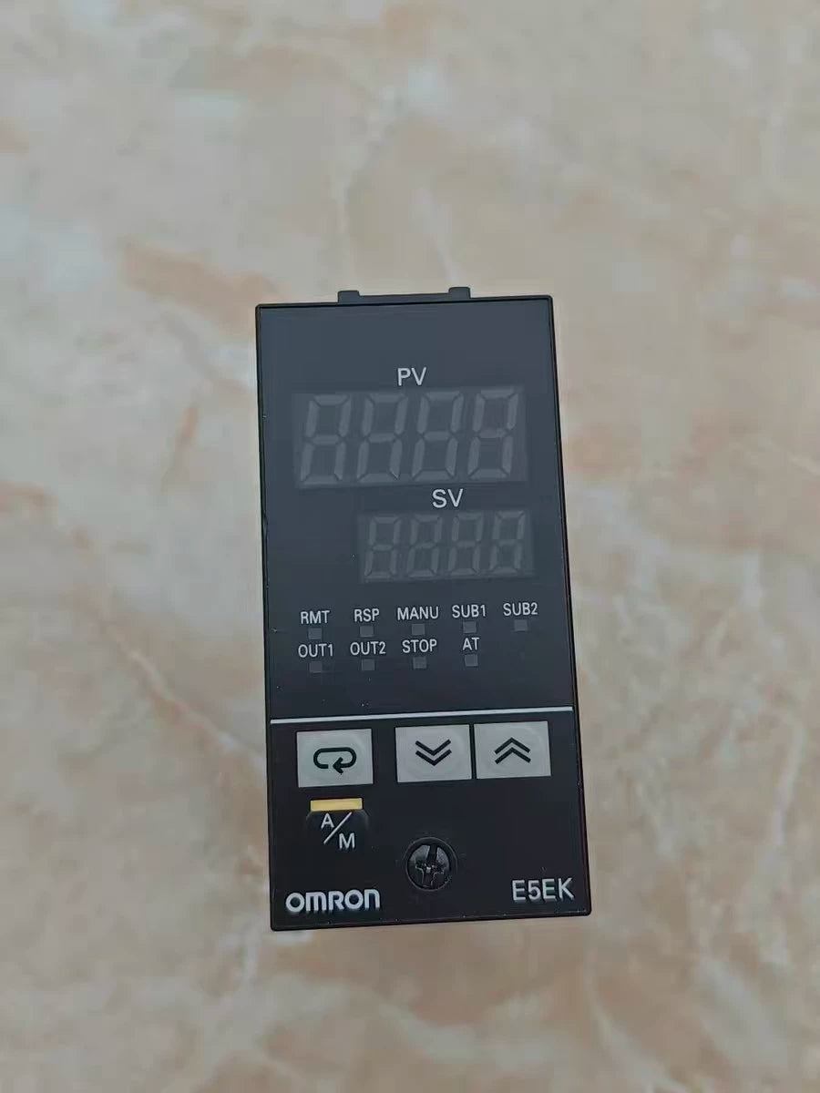 Genuine Omron E5EK-AA2-DRT / E5EK-AA2-500 / E5EK-AA2 / AA202 201 Temperature Controller, 96×48mm, Dual Alarm, PID, In Stock