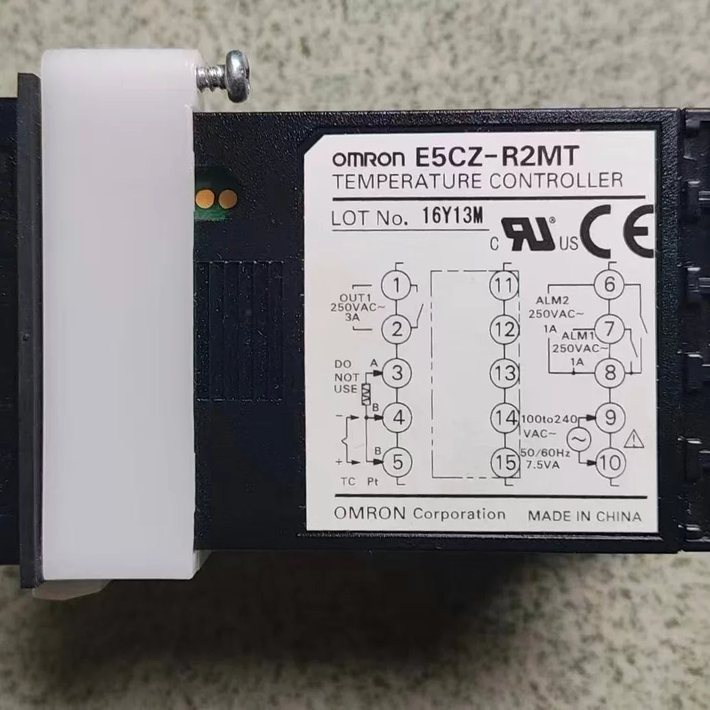 Genuine Omron E5CZ Thermostat R2MT/Q2MT/R2/R2MTD/Q2MTD-500/R2T/Q2T, 48×48mm, Spot Stock