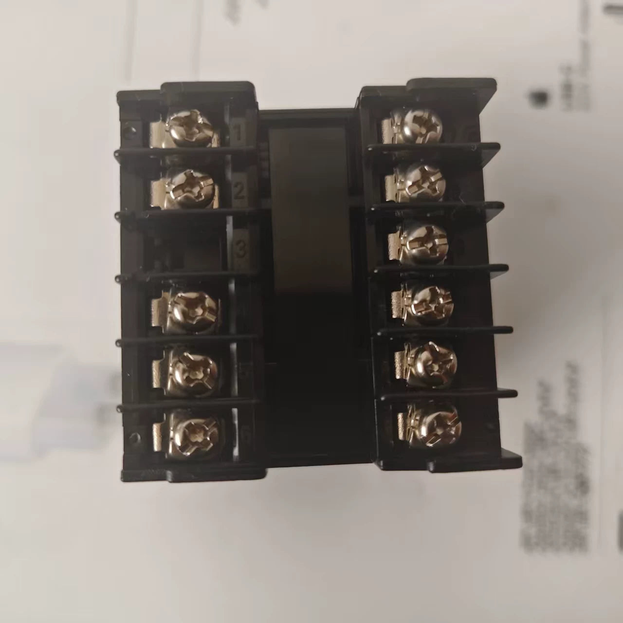 100% Original Omron E5CC Temperature Controller (QX2ASM / RX2ASM), 48×48mm, 2-PID Auto-Tuning, SSR/Relay Output, AC100–240V, Fast Shipping