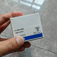 Brand New Original D5C-1DS0 CJ2M-CPU32 CJ1W-AD081-V1 CJ1W-PA205R