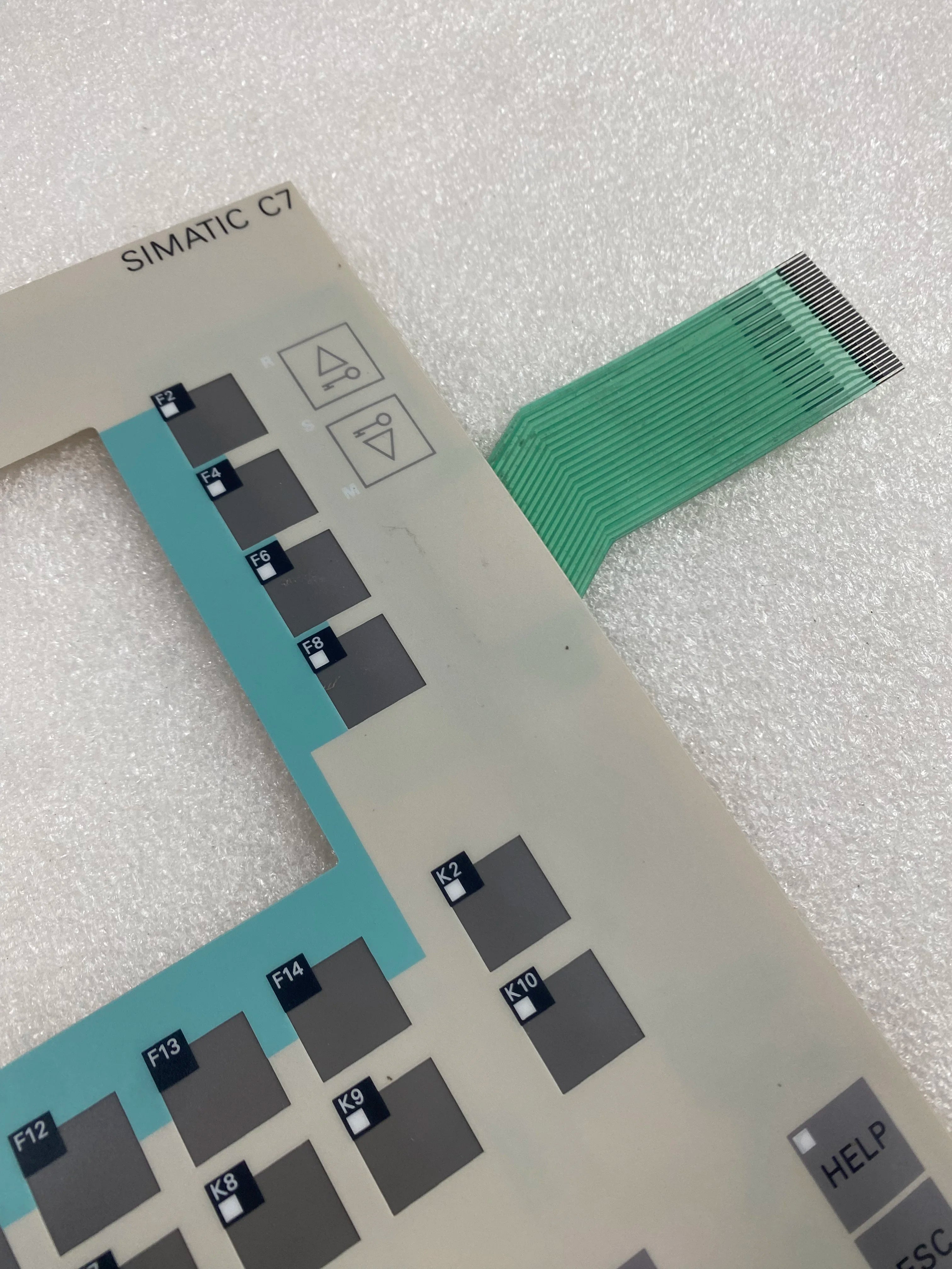 C7-635 6ES7635-2EC01-0AE3  6ES7 635-2EC01-0AE3 -- Membrane switches Keyboards Keypads