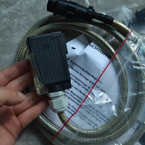 Brand new and original 5980085