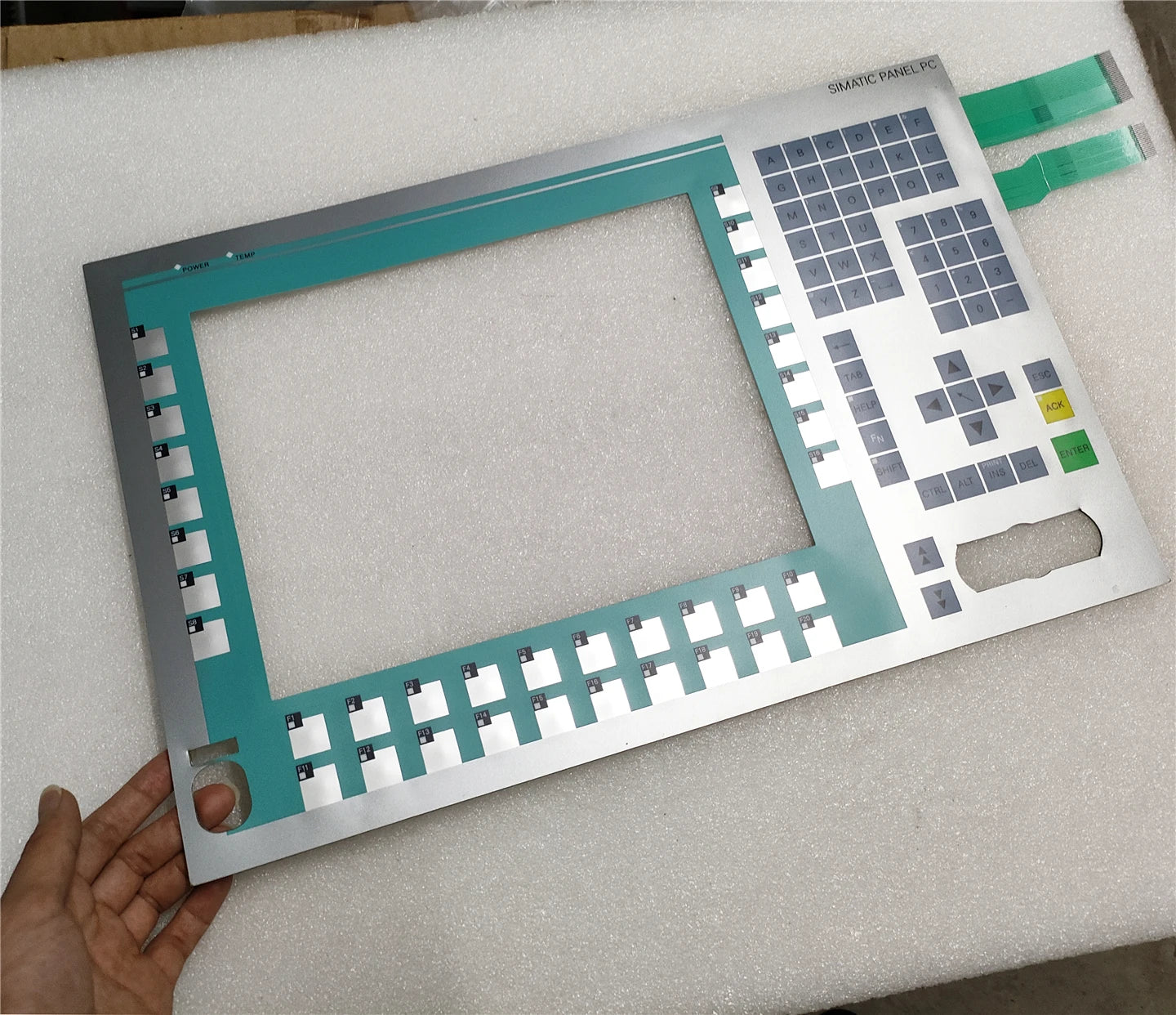 PC577-12 6AV7821-0AB00-0AC0 PC677-12 6AV7801-0AA00-1AC0 IPC577C 6AV7885-1AE10-1DA8 -- Membrane switches Keyboards Keypads