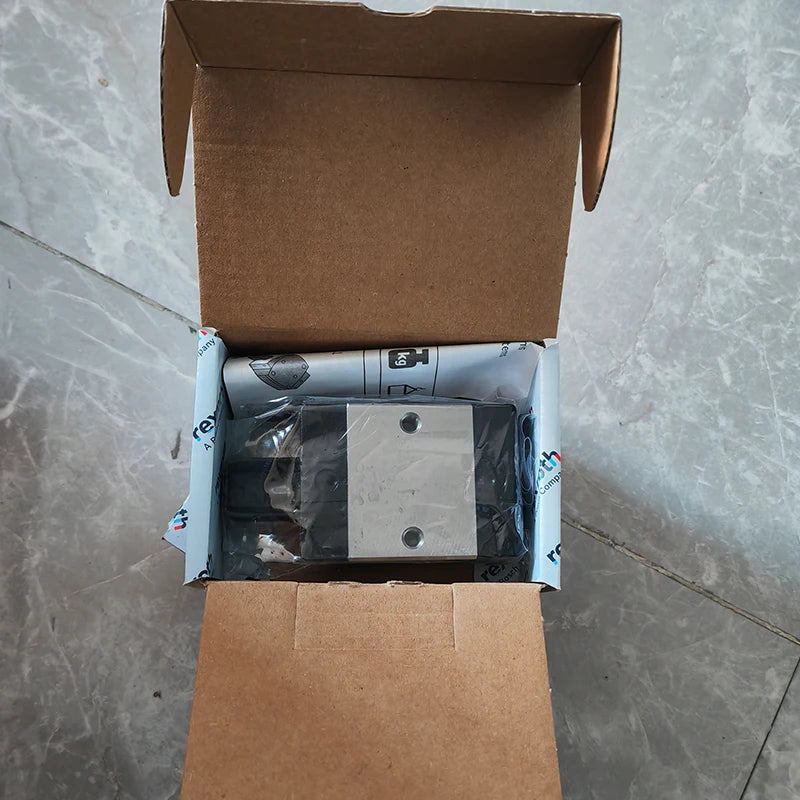 Brand new original R166229310 R165121420