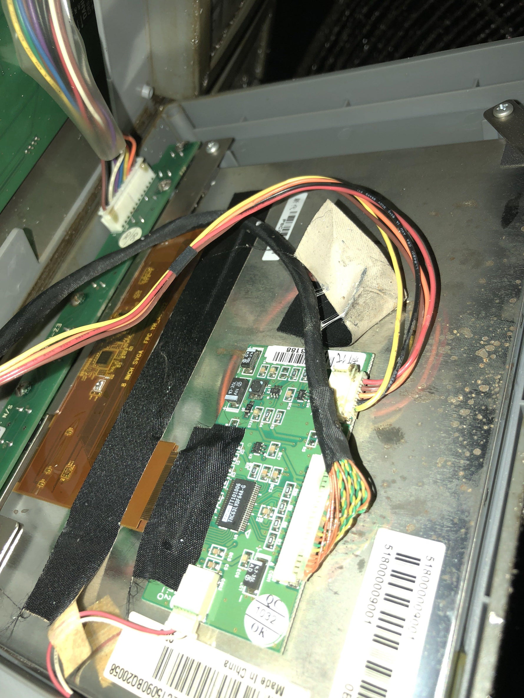 SYNTEC new generation system display screen. Monitor EZ2-S LCD screen