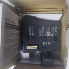 TM221CE40R TM221CE40T TM241CE40T controller PLC Module new in stock