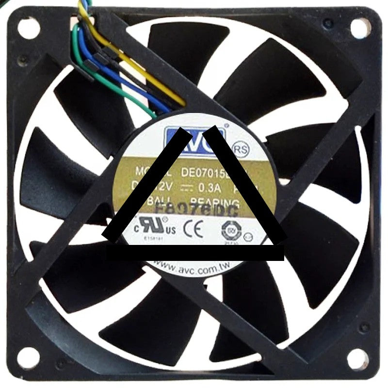 AVC DE0715B12L DC 12V 0.3A 4 Wires Ball Bearing PWM Cooling Fan