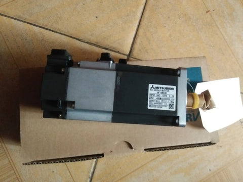 wholesale 1PC Mitsubishi AC Servo Motor HF-KN43 HF-KN43K HF-KN43B New Free Expedited Shipping Please Contact us Check Stock Before Payment