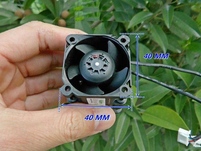 Nidec R40W12BS4D8 12V 2.1A server High speed cooling fan -Violent pressurization