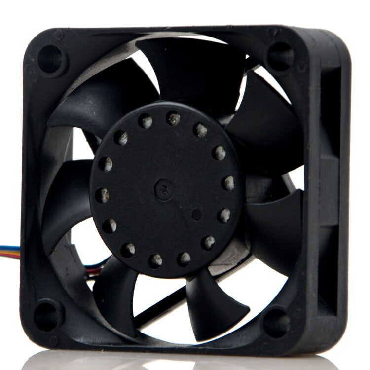 MAGIC 50*50*15 MGT5012XR-W15 DC12V 0.20A 5CM 4 wire PWM fan
