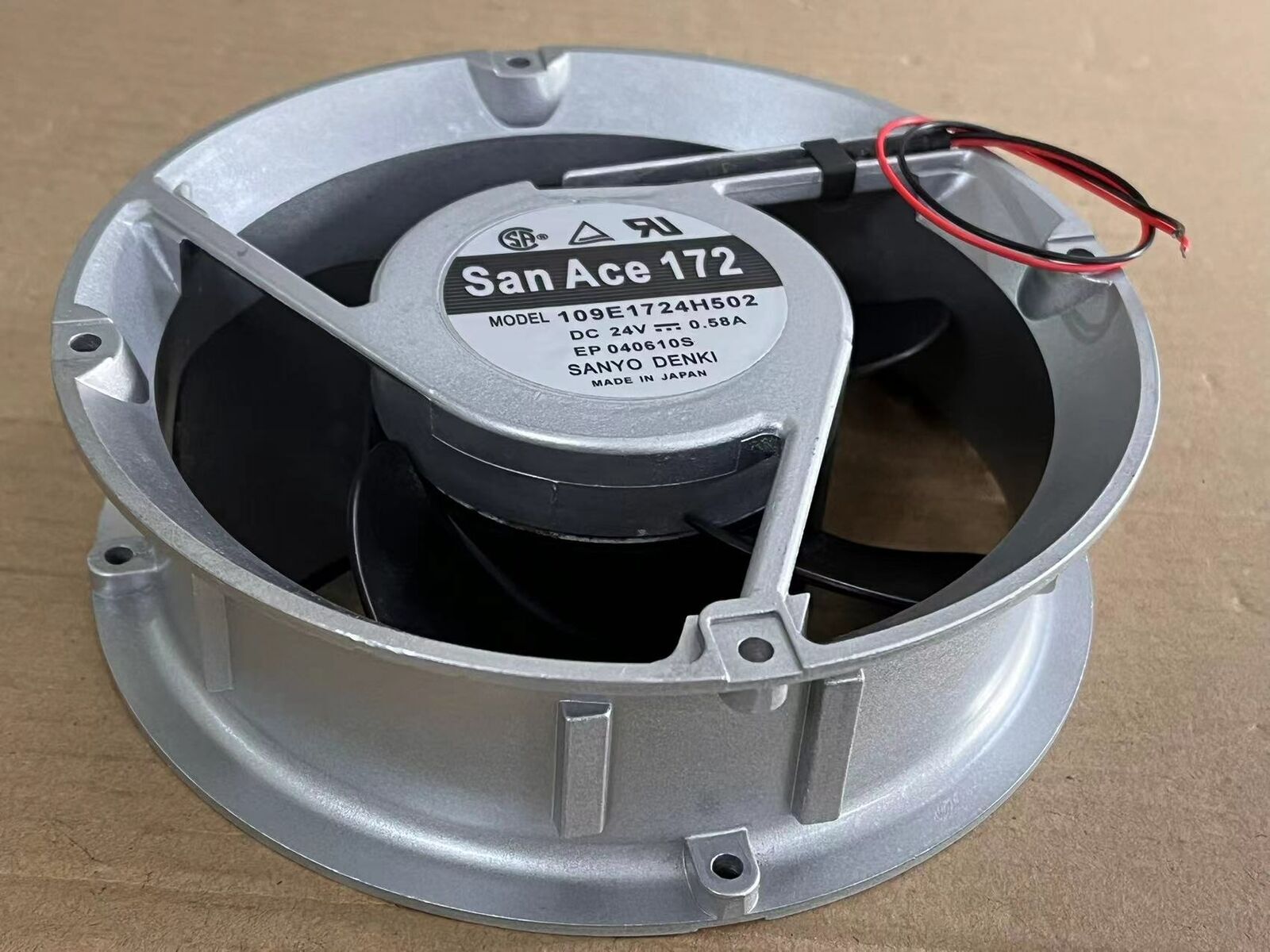 1PC Sanyo 109E1724H502 17250 24V 0.58A inverter cooling fan