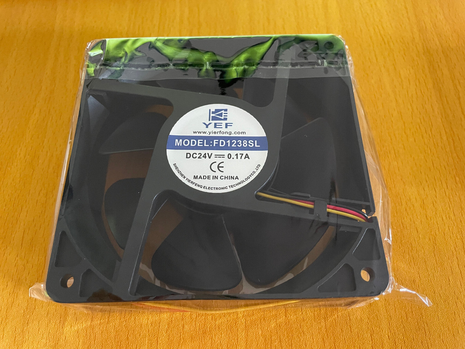 1PC YEF FD1238SL DC24V 0.17A 12038 12CM cooling fan