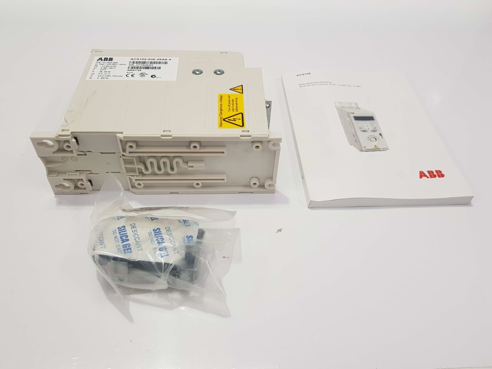 ABB ACS150-03E-05A6-4 INVERTER MICRO DRIVE Free Shipping