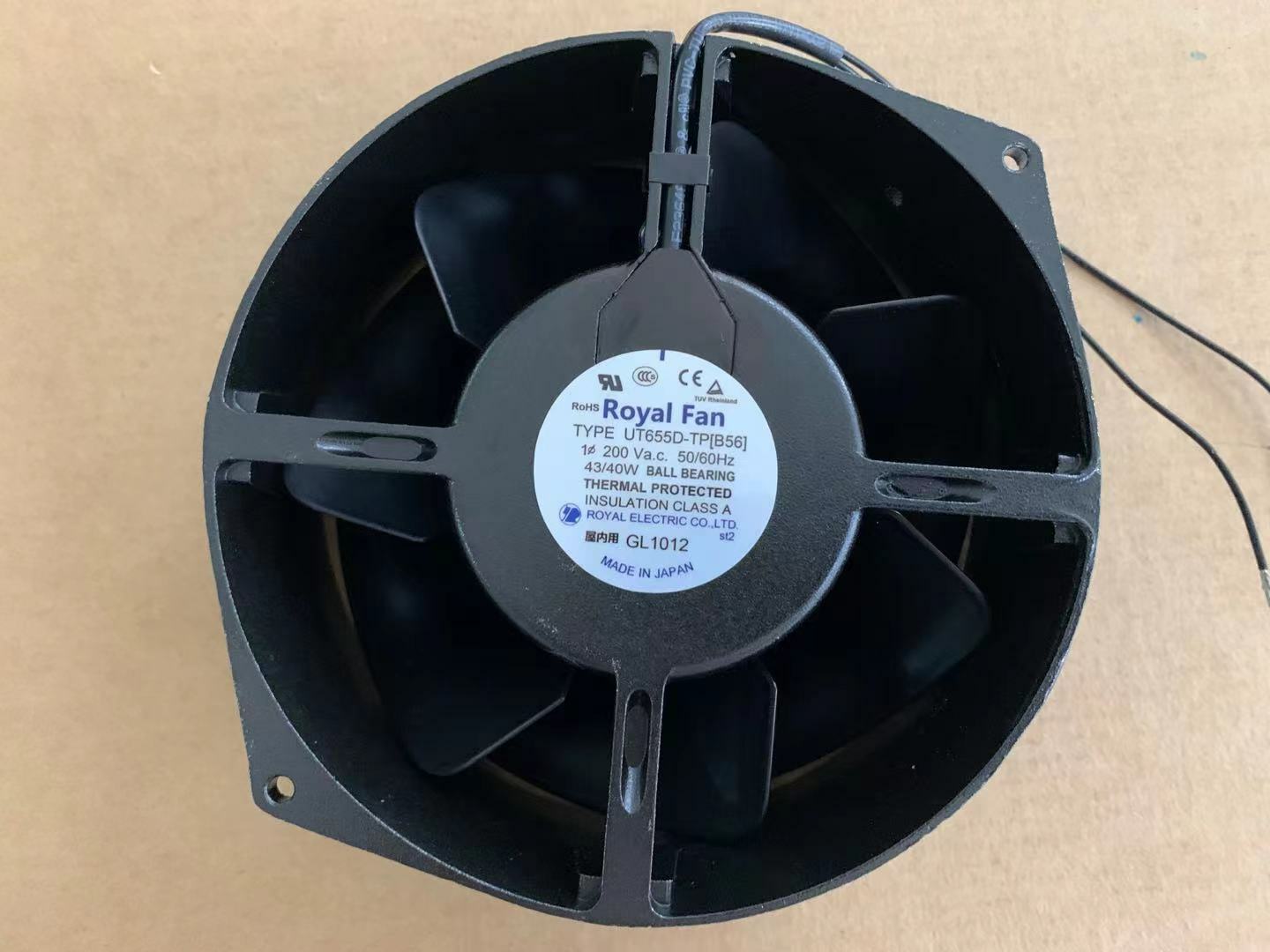 ORIGIANL ROYAL FAN TYPE UT655D-TP(B56) 200V axial flow cooling fan 172*150×55mm