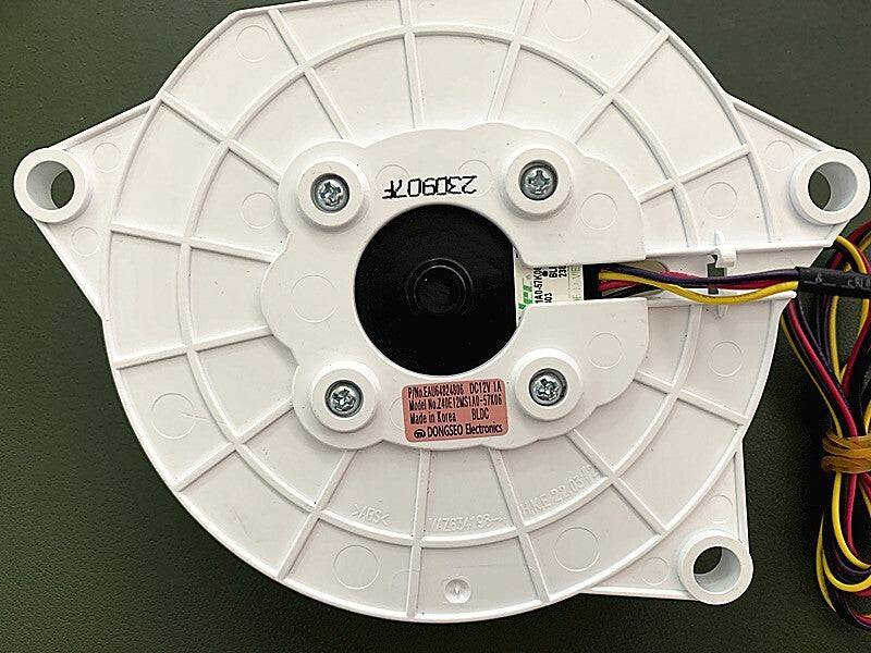 1 Pcs New Suitable for LG Refrigerator Motor and Freezer Fan EAU64824806.