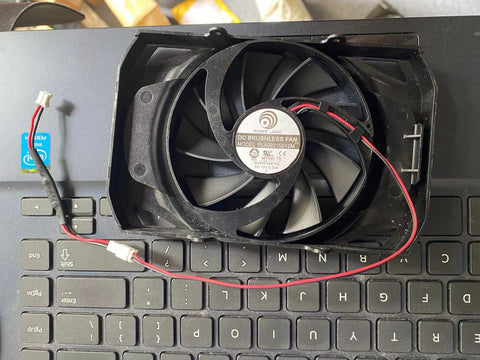 Dylan Hengjin HD6670 Hengjin 512M 1G 2G D3 E3 HD6570 graphics cardsinglefan