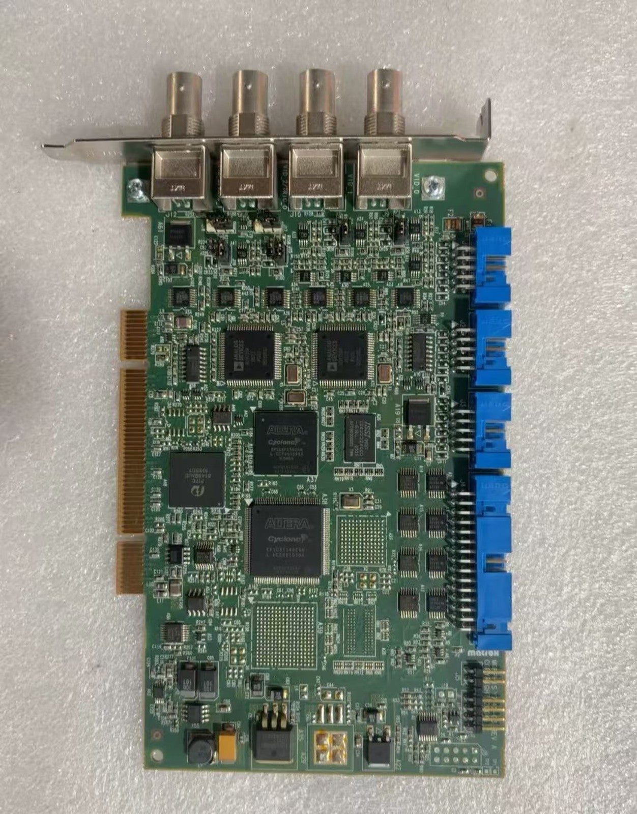 1PCS Matrox MOR/2VD/84 Free Expedited Shipping