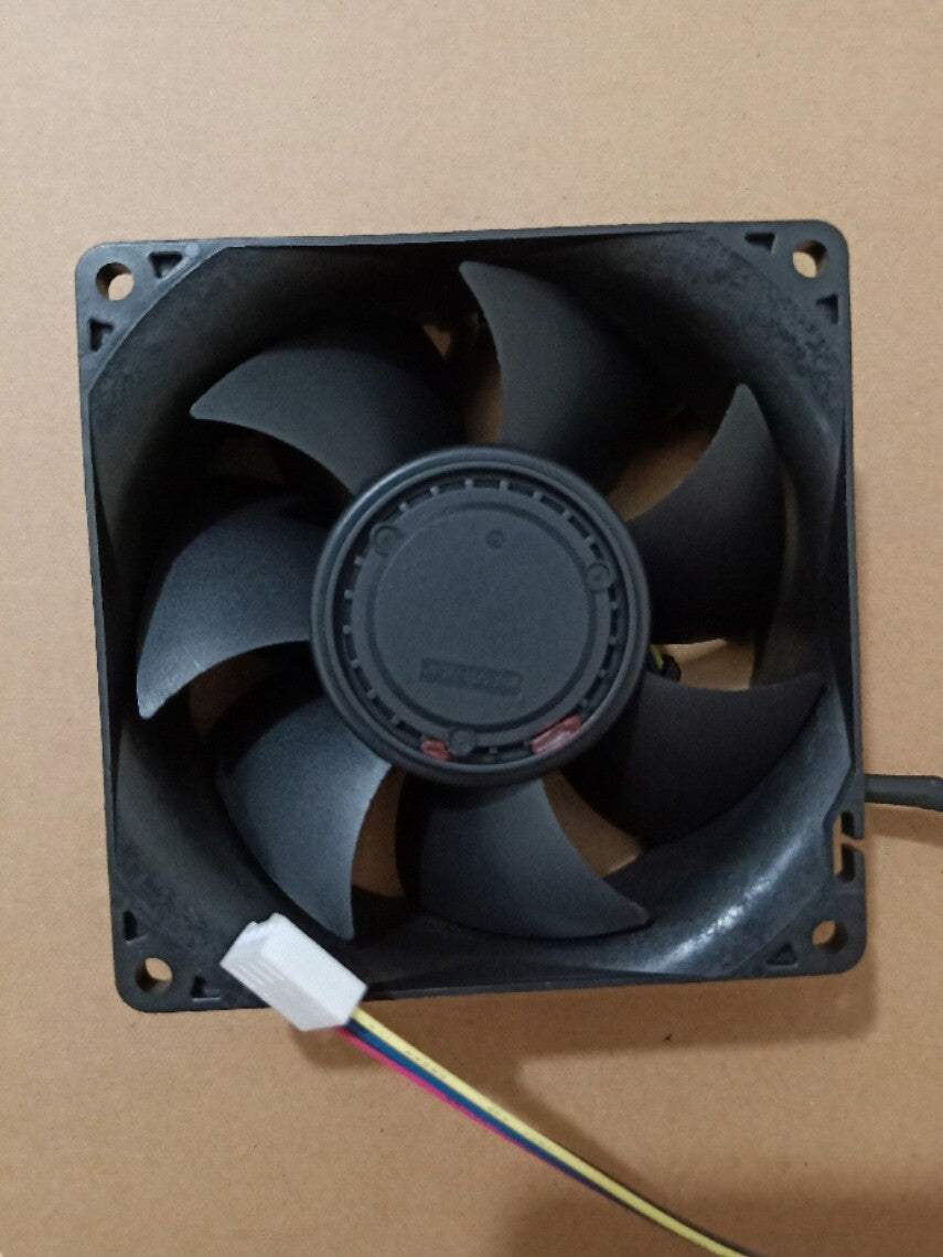 Nidec V92E12BUA7-57 E02 9038 9238 12V 3.24A 4-wire cooling fan