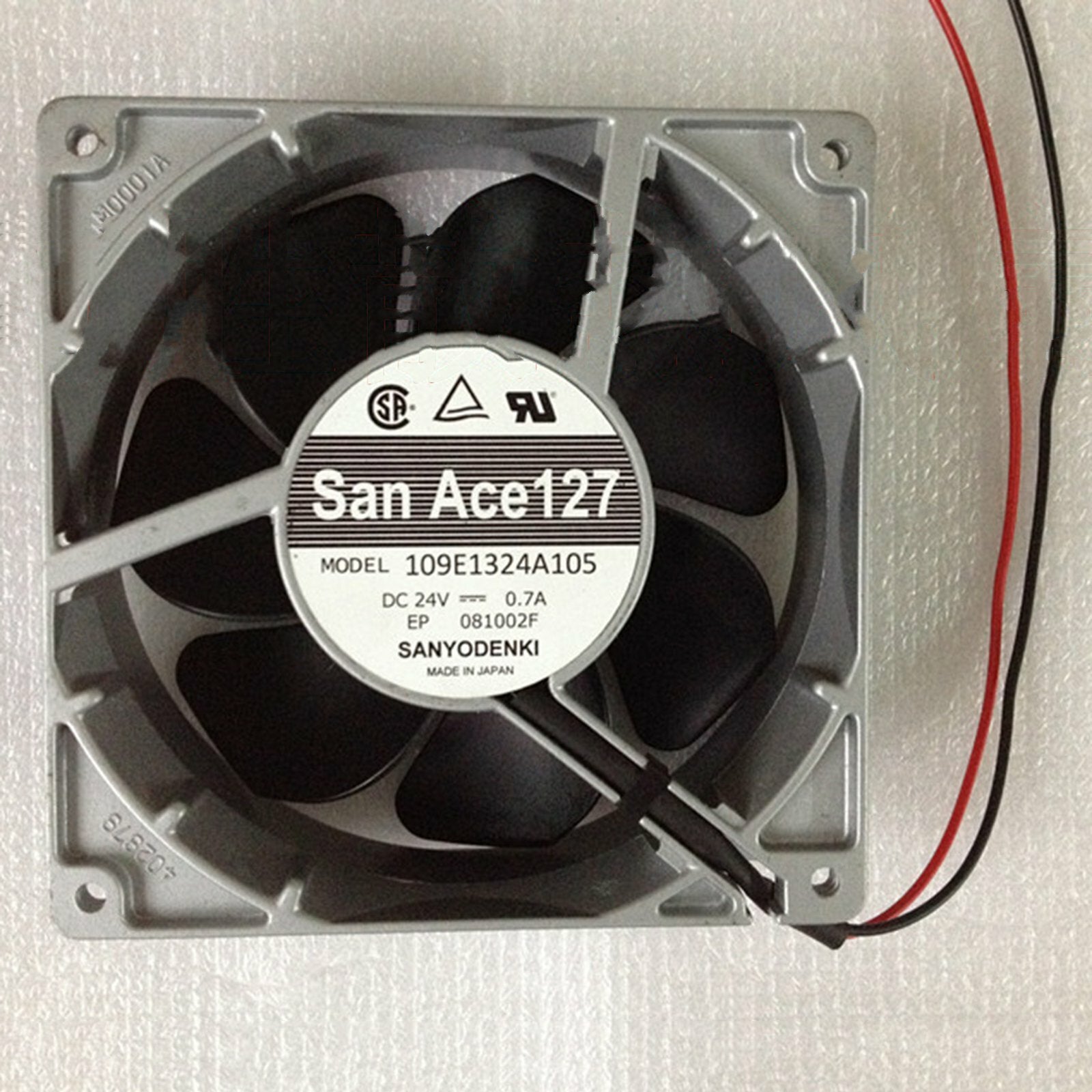 1PC 109E1324A105 For SANYO San Ace127 24V 0.7A cooling fan