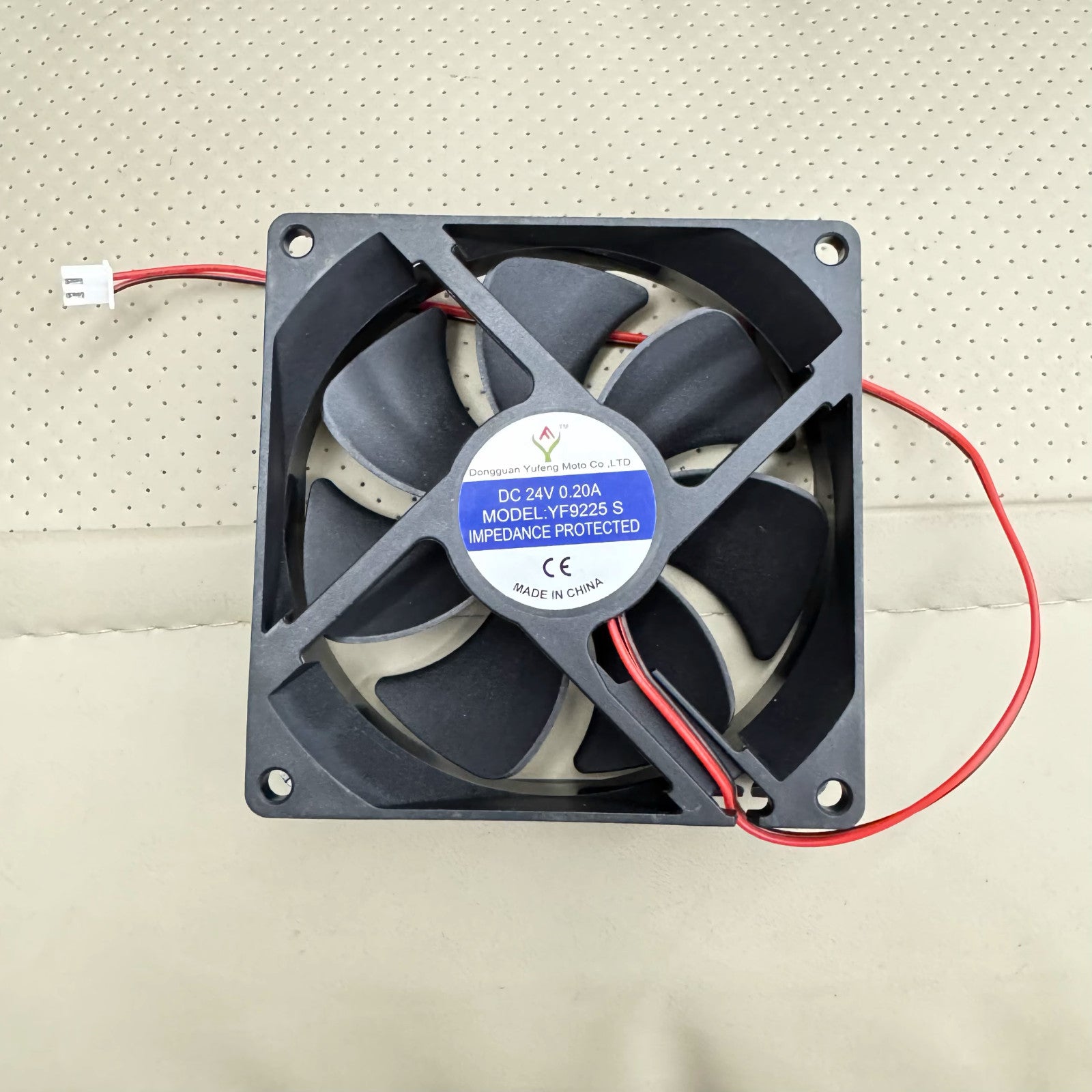 1PCS YF9225S DC24V 0.20A 2-wire inverter cooling fan 9cm