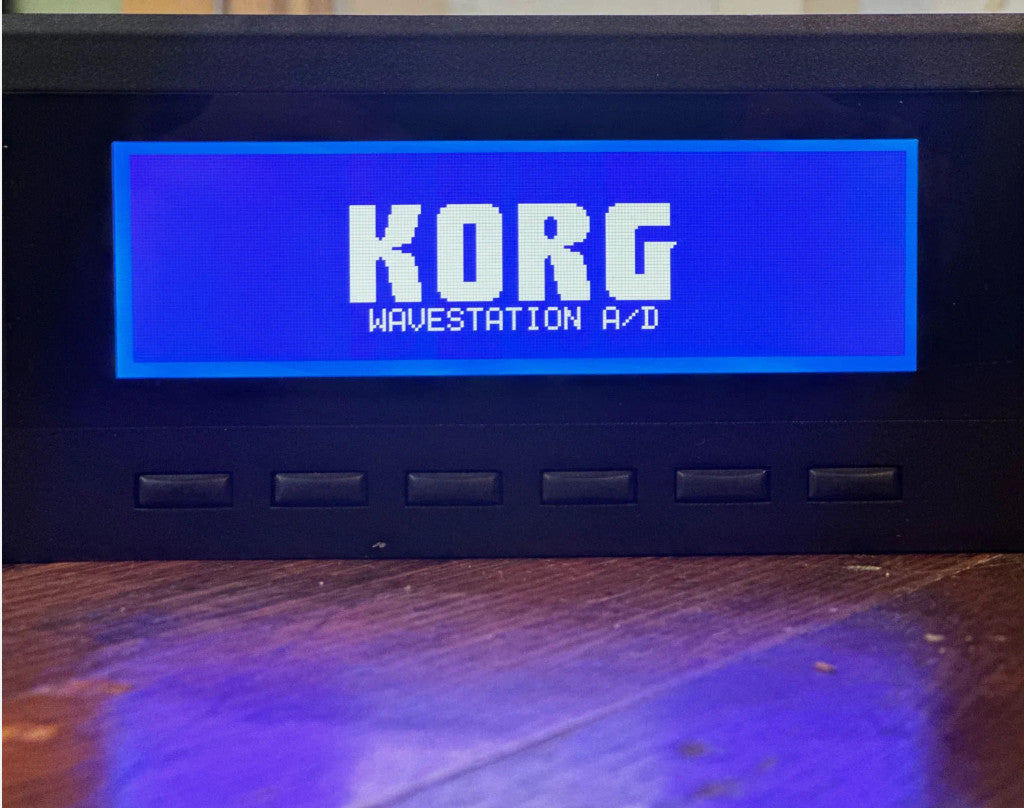 Korg 01W, 01W FD, T1, T2, T3, i2, i3, Yamaha SY77, SY99, W5, W7 LCD(Blue LCD)