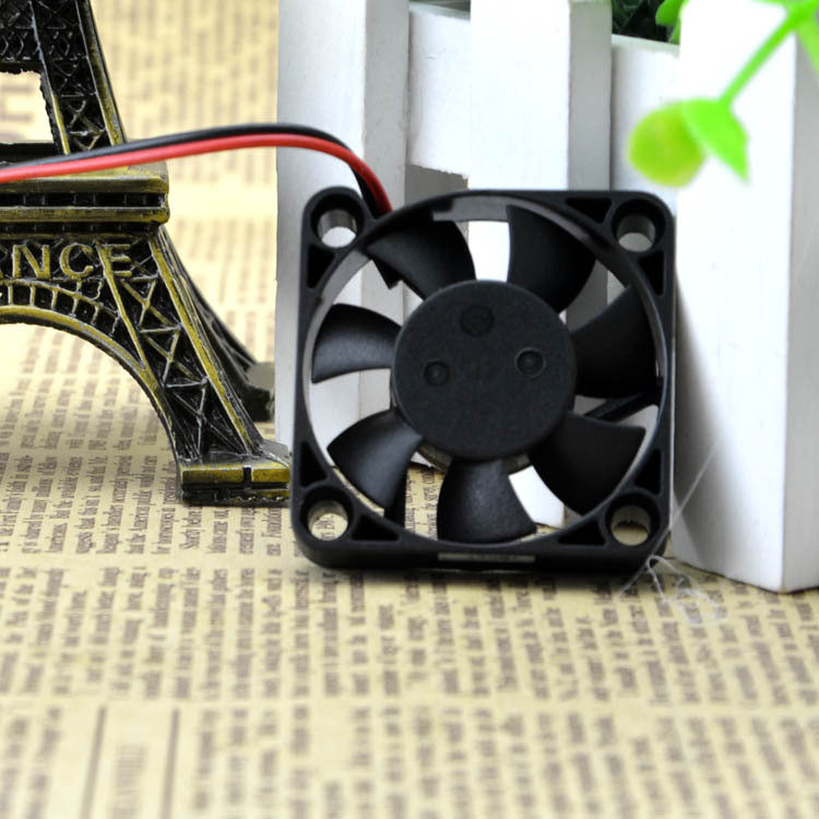 ADDA AD0405MB-G70 DC5V 0.11A 40x40x10mm Silent Case Cooling Fan 2 Pin Connector