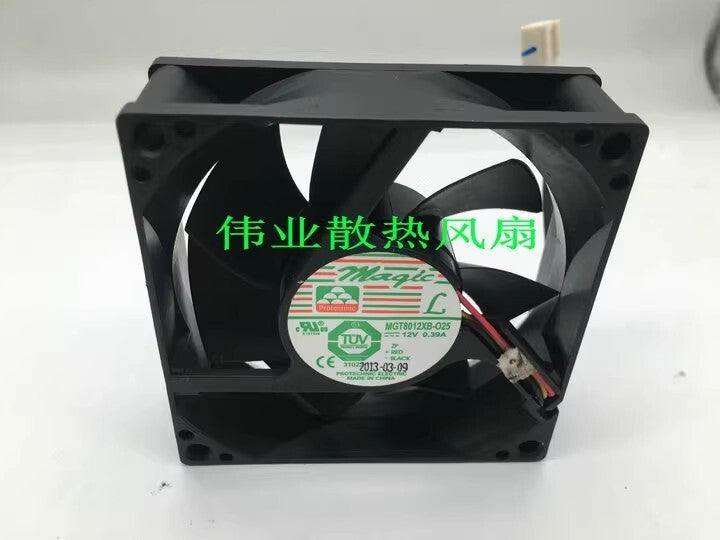 MAGIC MGT8012XB-O25 DC12V 0.39A 8025 8cm 3pin Cooling Fan