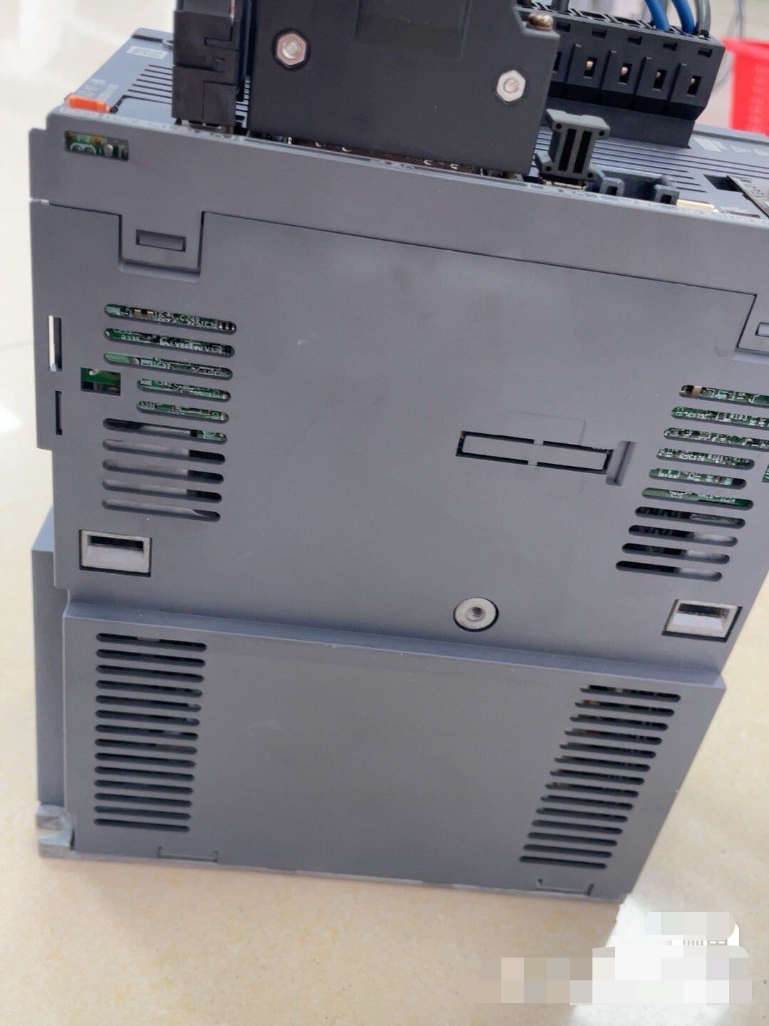 Mitsubishi MR-J4-200A RJ AC SERVO DRIVE MR-J4-200A-RJ