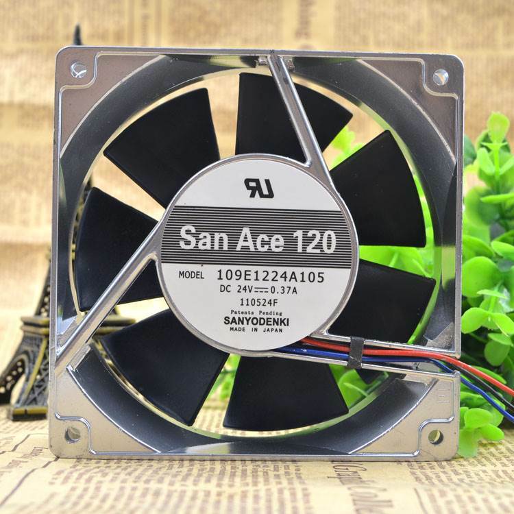 Sanyo 109E1224A105 fan DC24V 0.37A 120*120*38mm 3pin