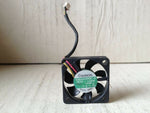 1pcs SUNON KDE0503PEB1-8 3cm 3007x30x30x7mm DC 5V 0,65 W