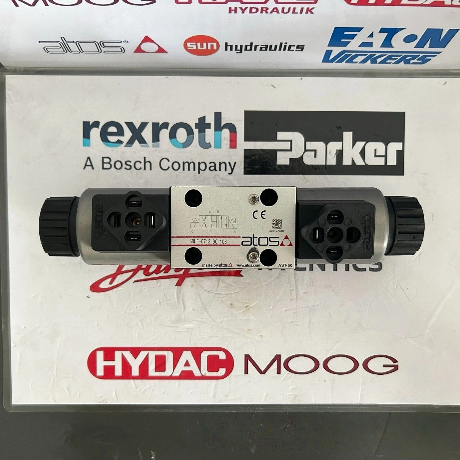 SDHE-0713 DC 1pc new ATOS SDHE-0713 DC 10S Electromagnetic directional valve