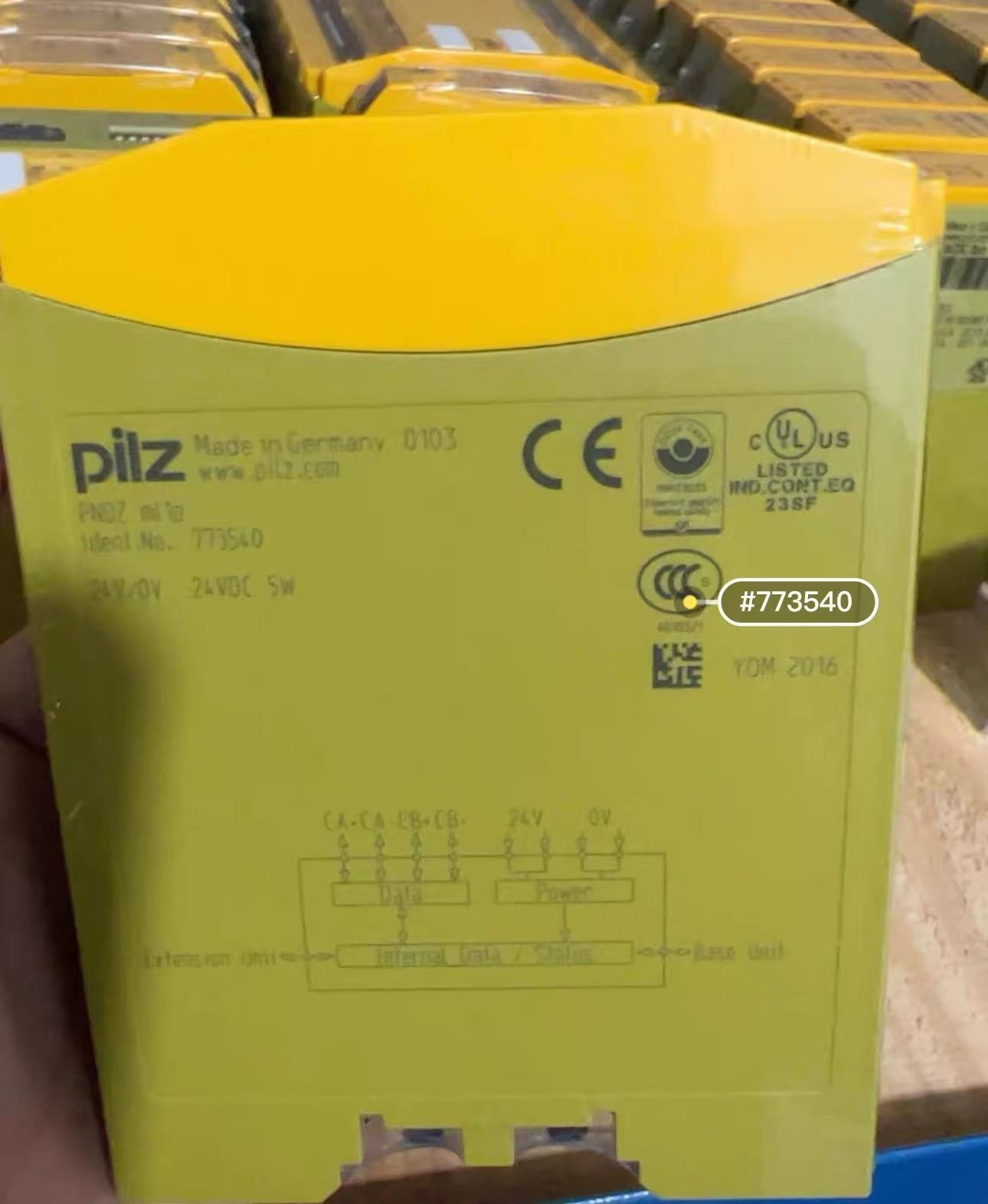 1PC Brand New pilz 773540 Safety relays