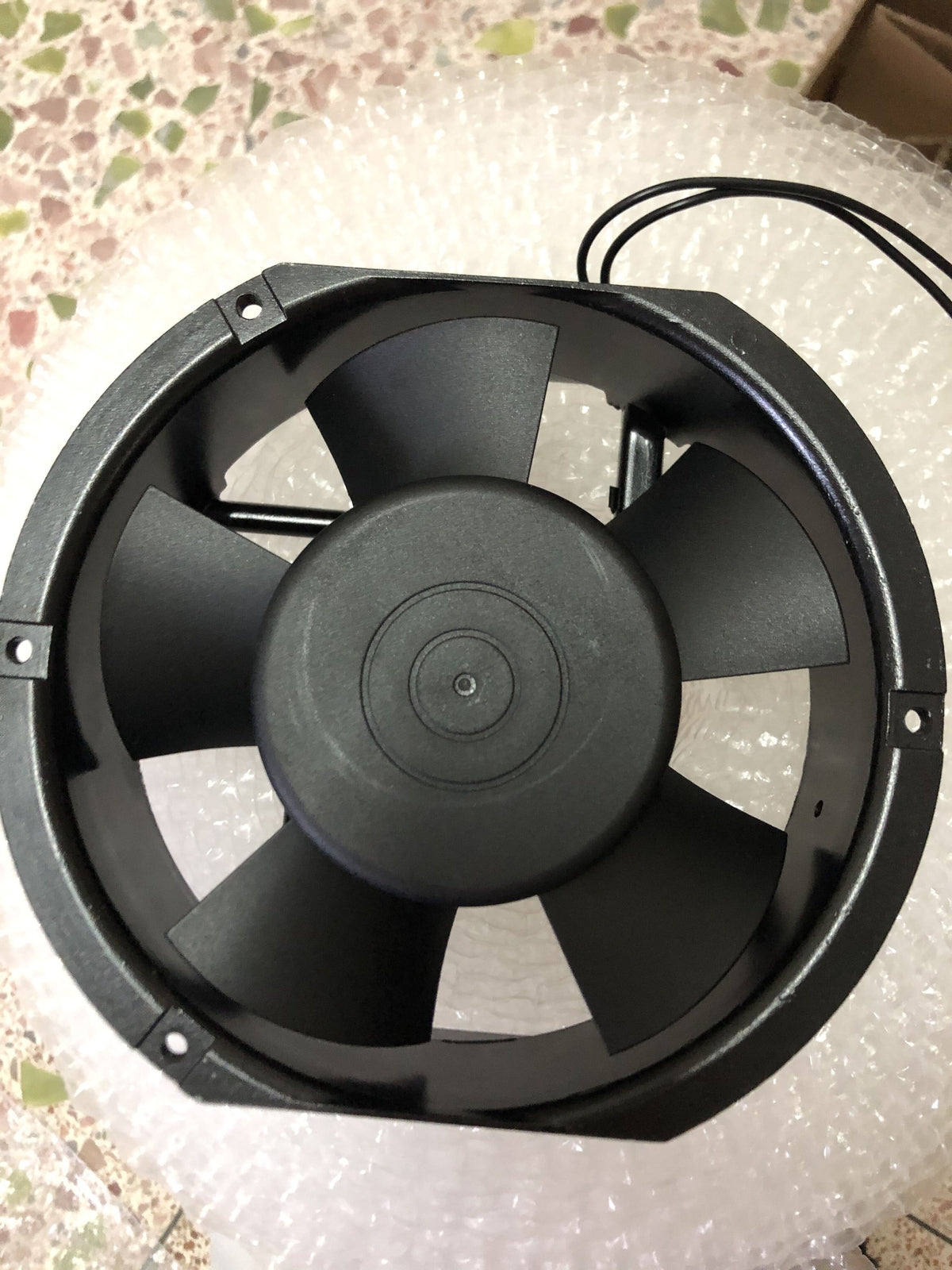 1PC 17251A2-HBAPL-TC Cooling Fan 230V 027023A New Expedited Shipping