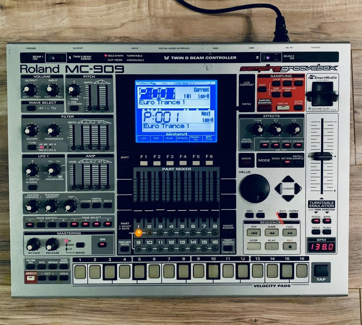 For Roland MC-909 Music Sampler Groovebox LCD Display Screen Panel Replacement