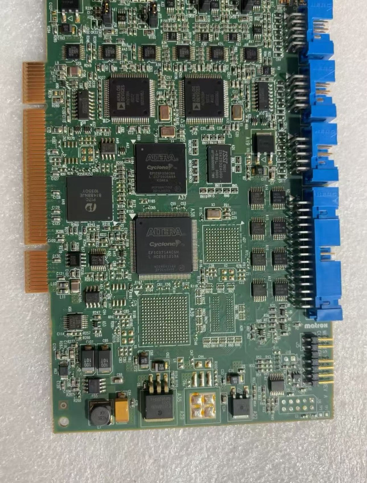 1PCS Matrox MOR/2VD/84 Free Expedited Shipping